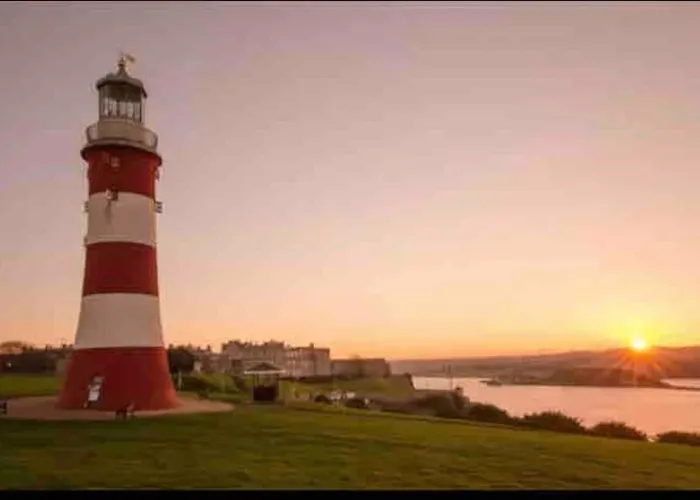 Stunning City Apartment In The Heart Of Plymouth